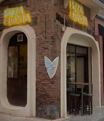 Pizza de Pizza e Basta à Perpignan